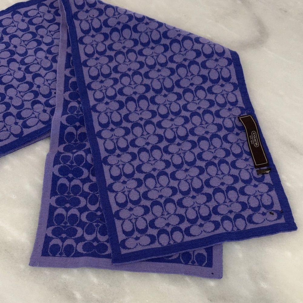 Coach Reversible Signature C Monogram Merino Wool Knit Scarf Purple Lavender - Picture 2 of 11